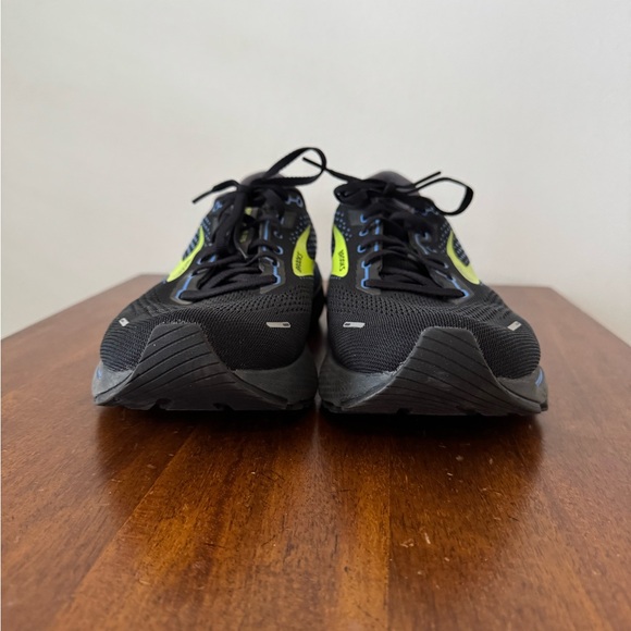 Brooks Adrenaline GTS 22 Black and Blue Running Shoes - Picture 7 of 13